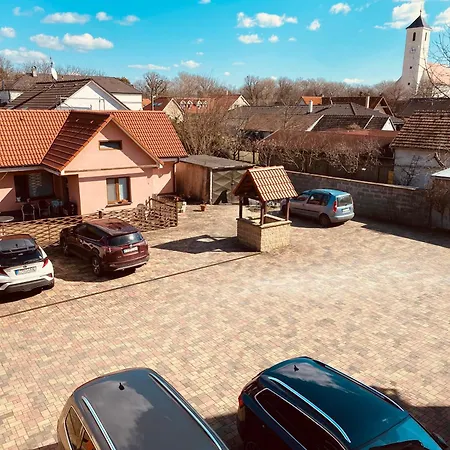 Guest house Rusovsky 2*