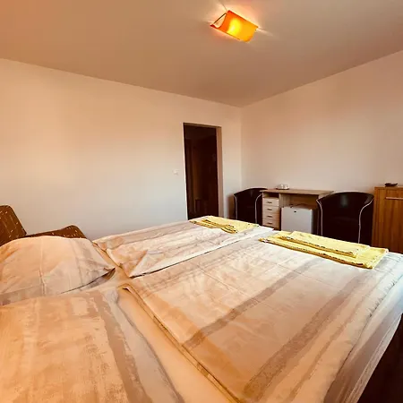 Rusovsky Гостевой дом Братислава