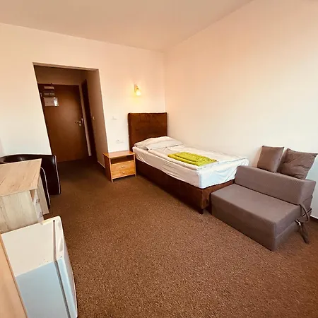 게스트하우스 Rusovsky 2*