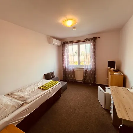 Rusovsky Pensionat 2*